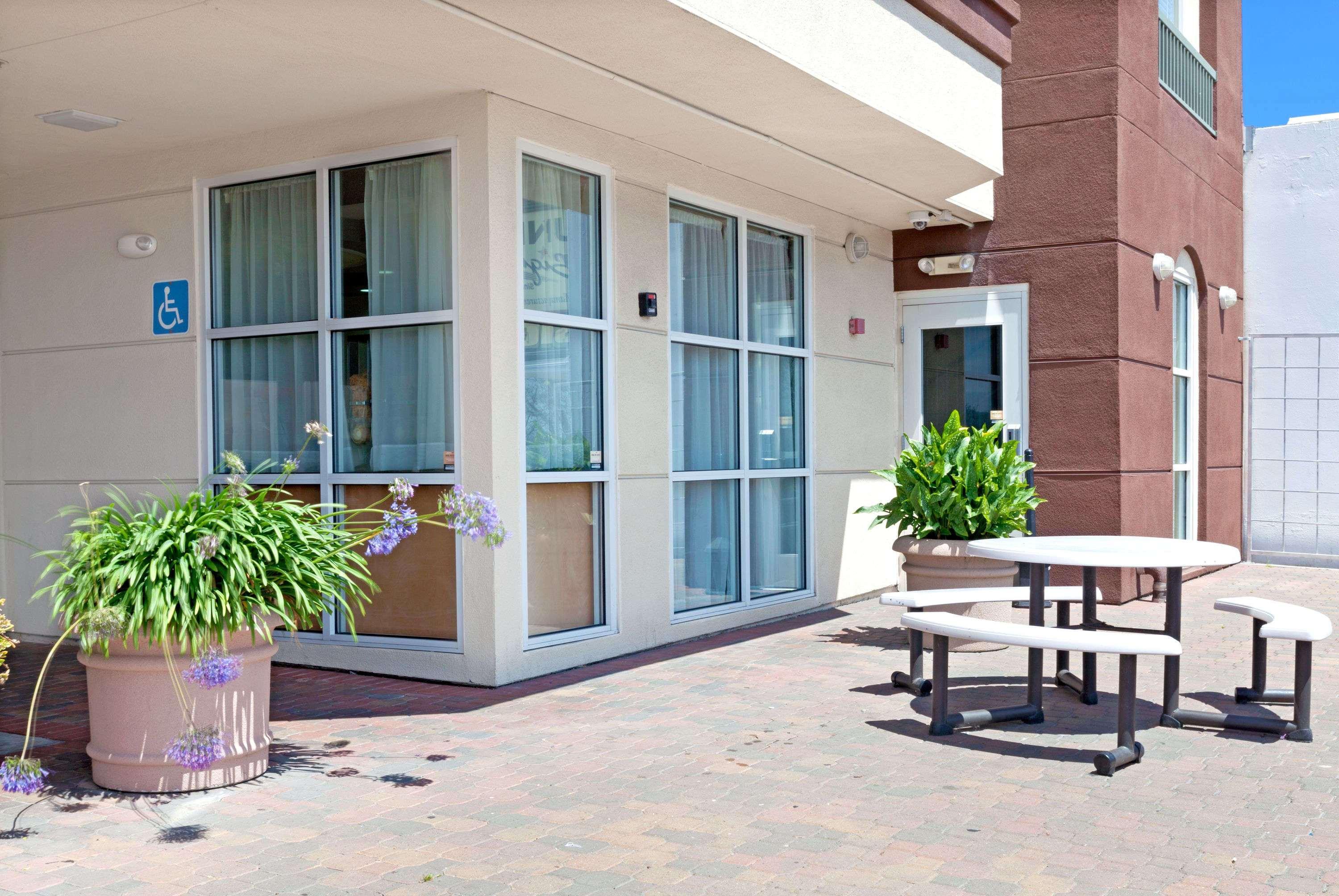 Ramada Limited And Suites San Francisco Airport South San Francisco Extérieur photo