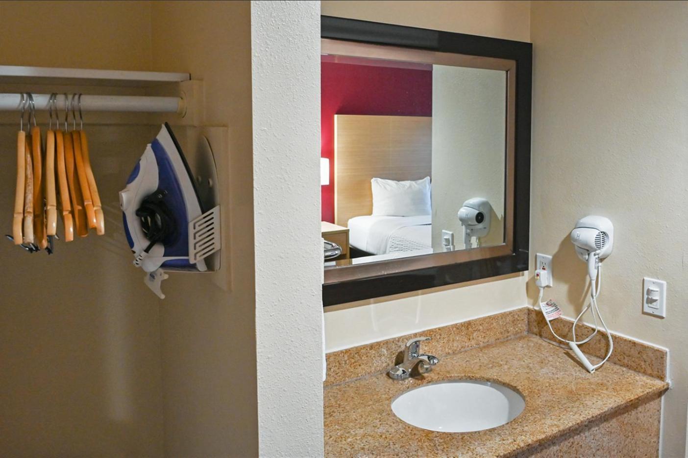 Ramada Limited And Suites San Francisco Airport South San Francisco Extérieur photo